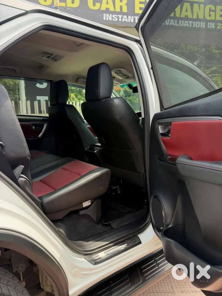 Toyota Fortuner Legender, 2025, Diesel