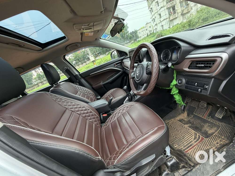 Maruti Suzuki Brezza 1.5 Zxi Smart Hybrid, 2023, Petrol