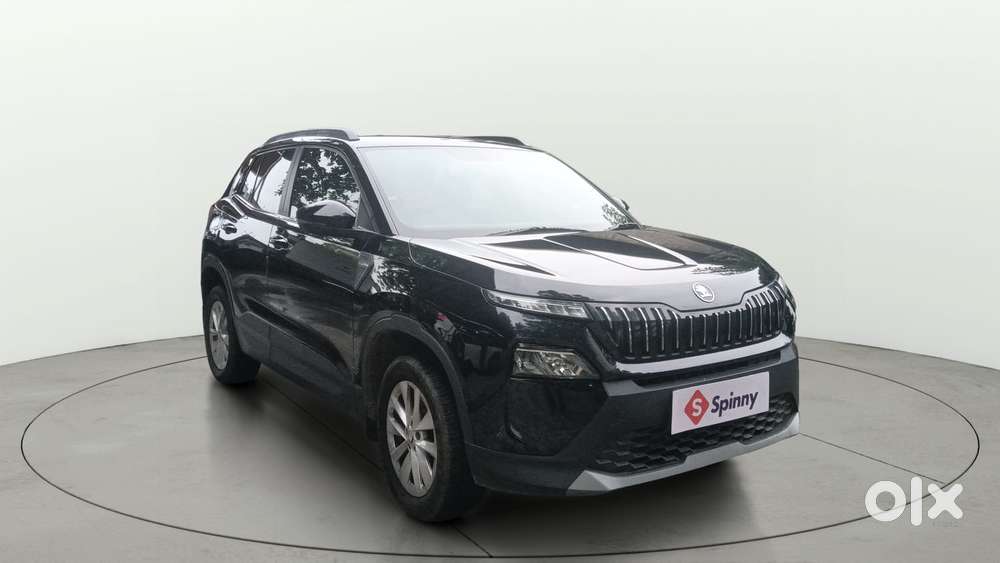 Skoda Kylaq Signature, 2025, Petrol