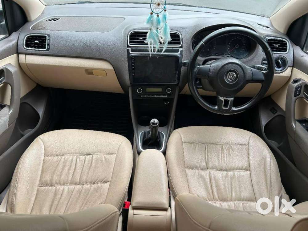 Volkswagen Vento Petrol Highline, 2011, Petrol