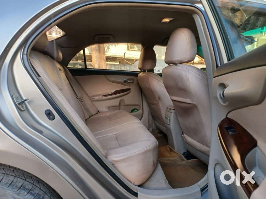 Toyota Corolla Altis 1.8 G Cng, 2011, Cng & Hybrids