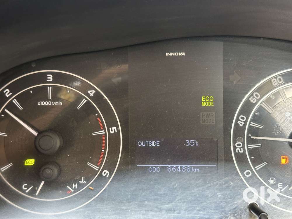 Toyota Innova Crysta 2.4 G Mt, 2017, Diesel