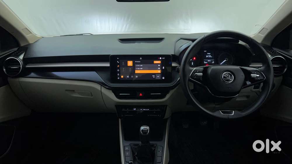 Skoda Slavia Ambition 1.0l Tsi Mt, 2024, Petrol