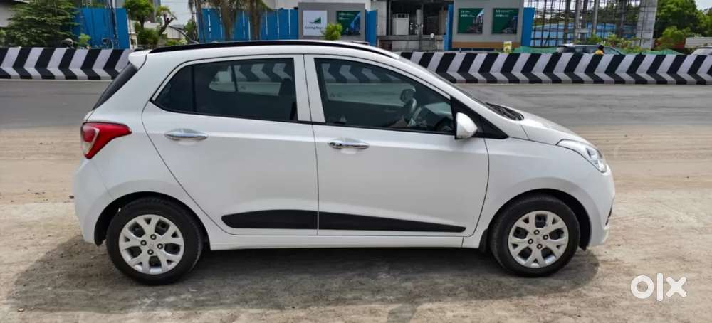 Hyundai Grand I10 [ ] 1.2 Kappa Vtvt Sportz, 2014, Petrol