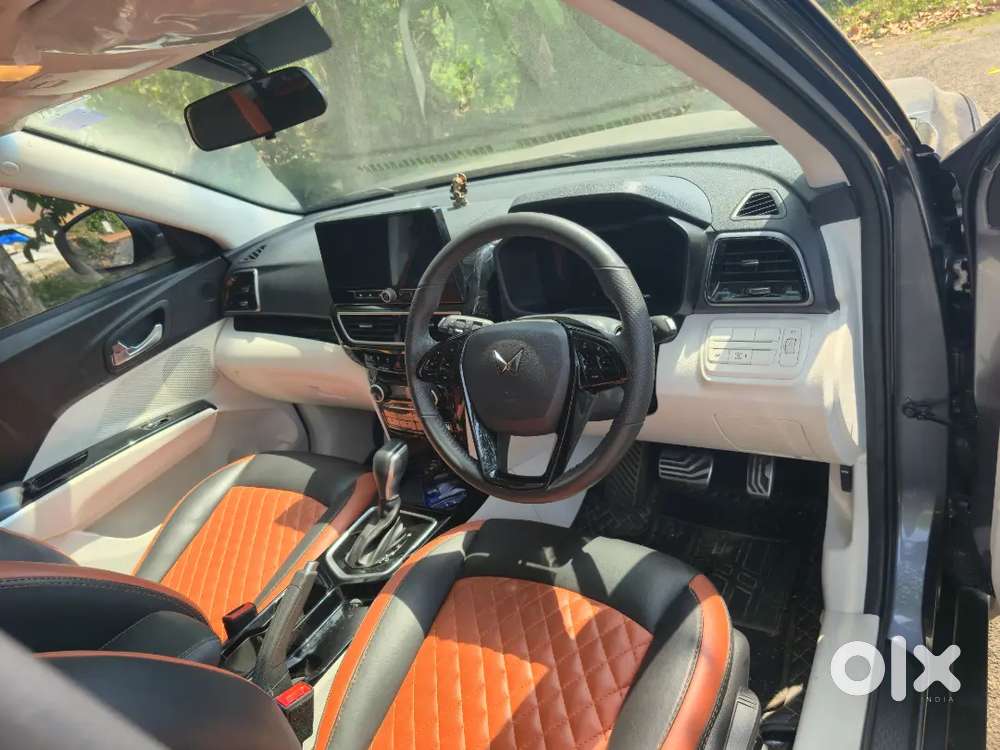 Mahindra Xuv 3xo 2024 Petrol 7500 Km Driven
