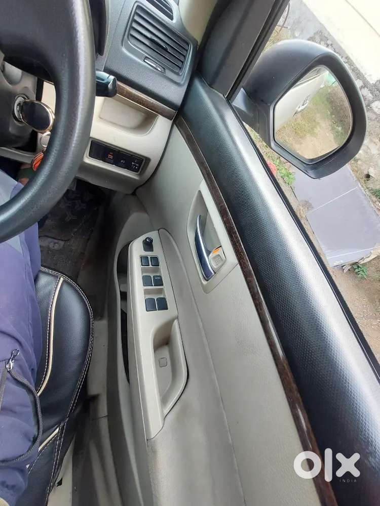 Maruti Suzuki Dzire 2014 Petrol 120000 Km Driven