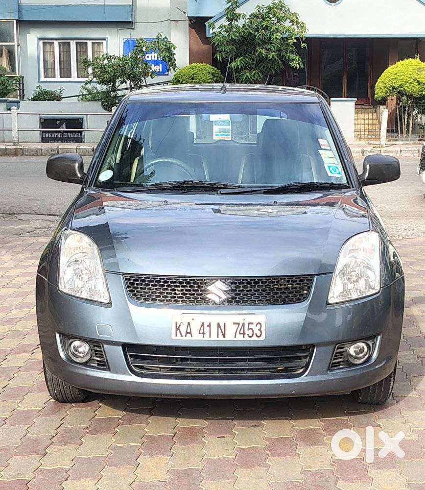 Maruti Suzuki Swift Vxi Glory Limited Edition, 2011, Petrol