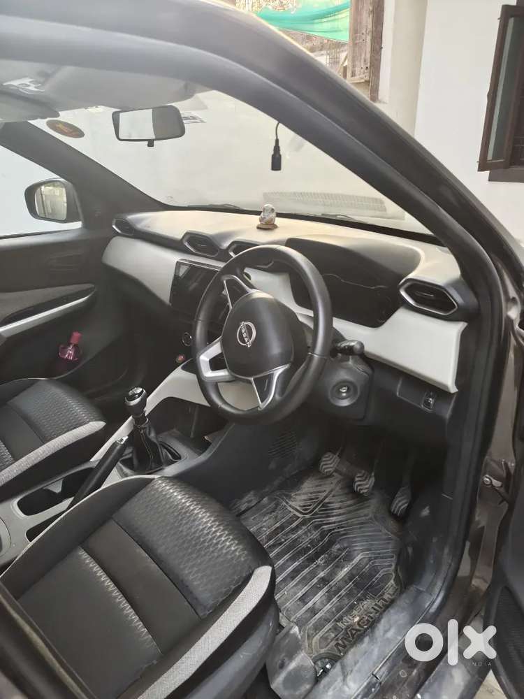 Nissan Magnite 2022 Petrol 27500 Km Driven