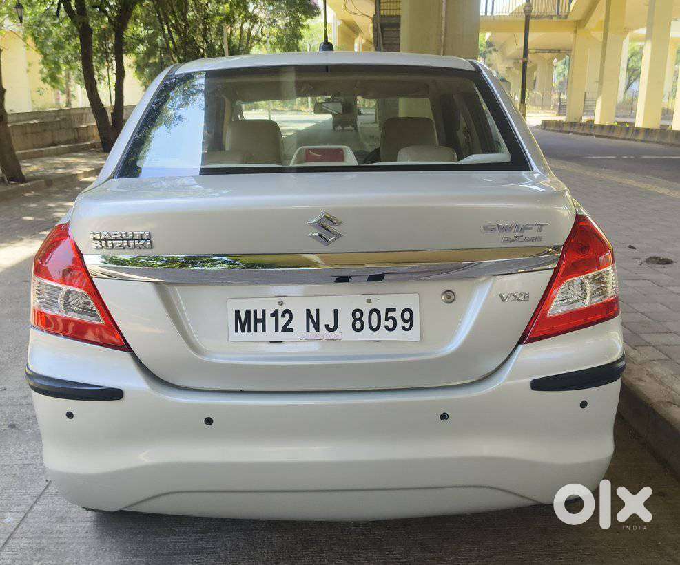 Maruti Suzuki Swift Dzire 1.2 Vxi Regal Limited Edition, 2016, Petro..
