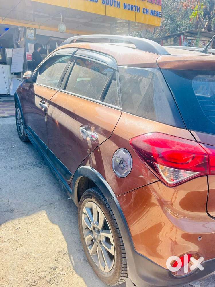 Hyundai I20 Active 2016 Petrol Well Maintained