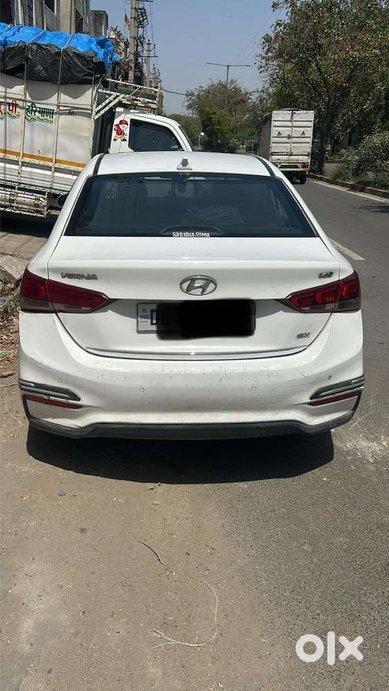 Hyundai Verna 2019 Diesel 118000 Km Driven