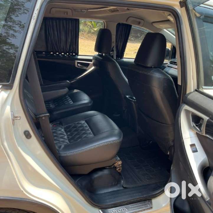 Toyota Innova Crysta Touring Sport 2.4 Mt, 2017, Diesel