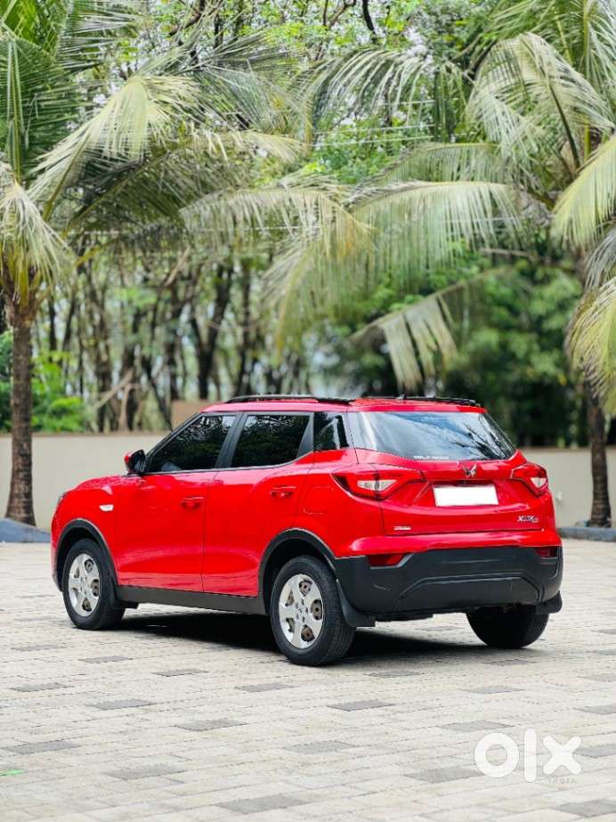 Mahindra Xuv300 W6 Amt Diesel, 2023, Diesel