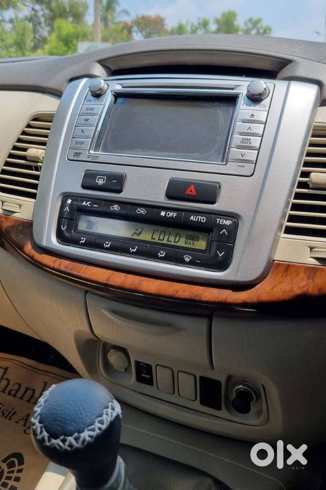 Toyota Innova 2.5 Vx 8 Str Bs-iii, 2012, Diesel