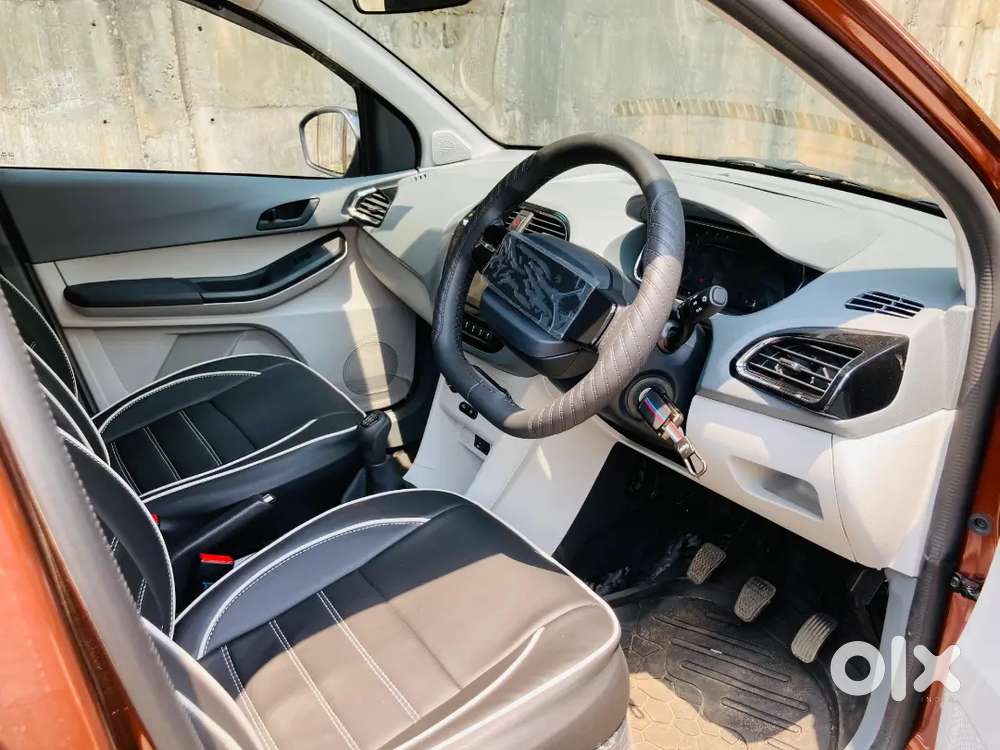Tata Tiago 2025 Petrol 518 Km Driven