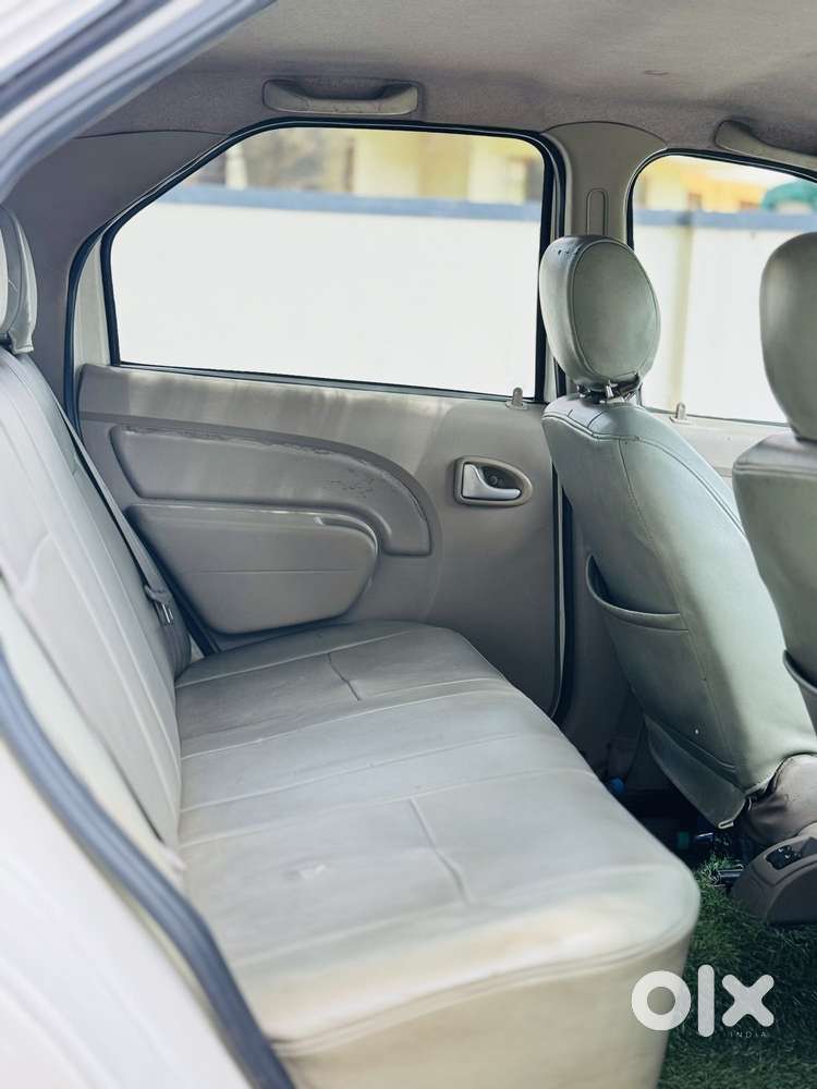 Mahindra Verito 1.5 D6, 2011, Diesel