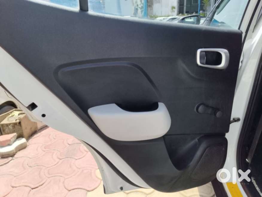 Hyundai Venue E 1.2 Petrol, 2022, Petrol