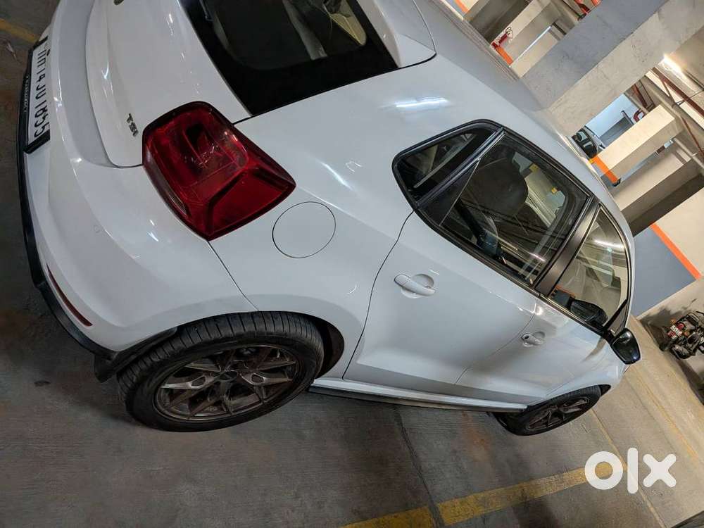Volkswagen Polo 1.0 At 2021 Petrol 29500 Km Driven