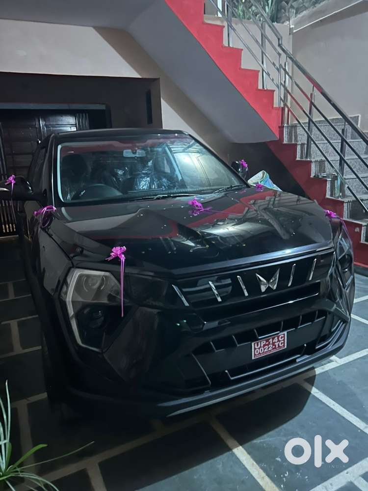 Mahindra Xuv 3xo Petrol 2025