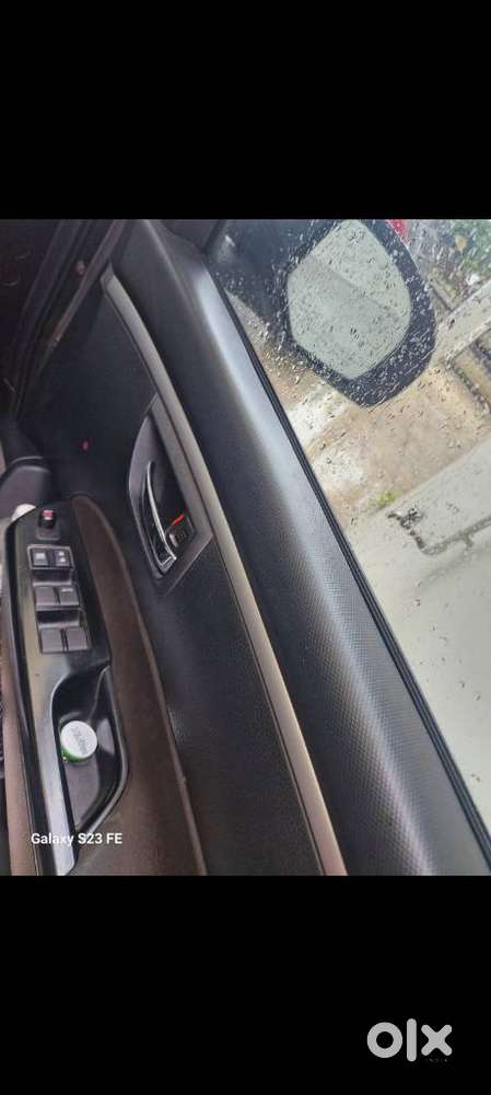 Maruti Suzuki Swift Vxi 1.2 Abs Bs-iv, 2013, Petrol