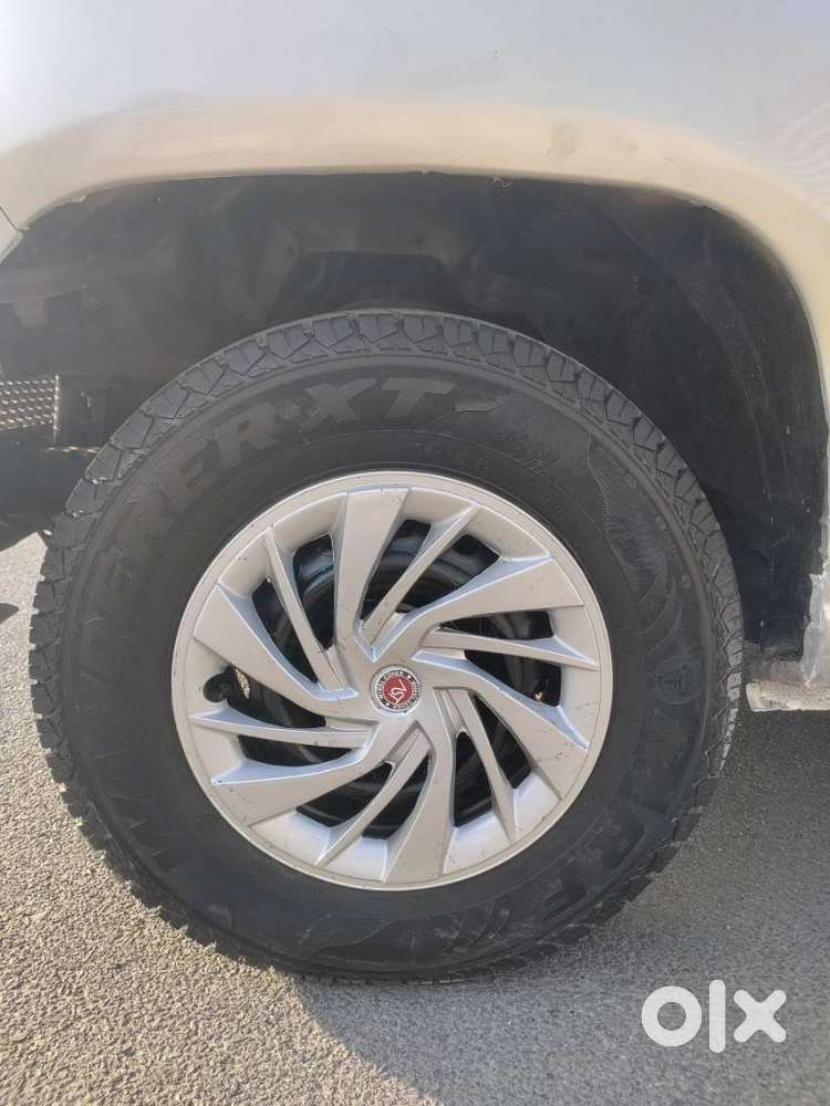 Mahindra Tuv 300 T4 Plus, 2016, Diesel