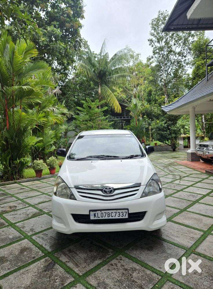 Toyota Innova 2.5 G4 Diesel 7-seater, 2006, Diesel
