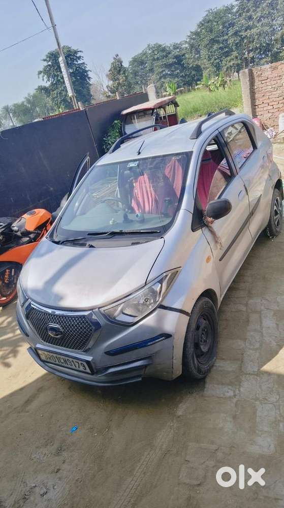 Datsan Redi Go Petrol