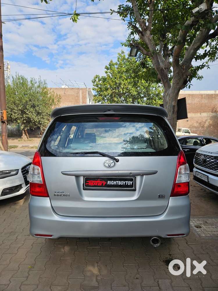 Toyota Innova 2.5 G (diesel) 8 Seater, 2006, Diesel