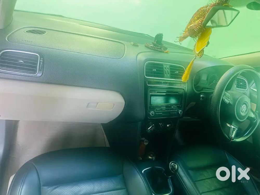 Volkswagen Polo Dec  2012
