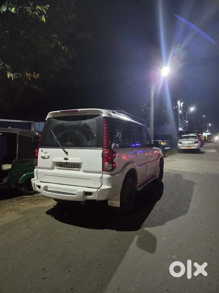 Mahindra Scorpio 2009 Diesel Manual