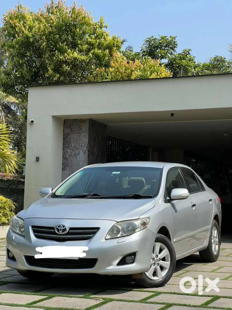 Toyota Corolla Altis 2010 Model