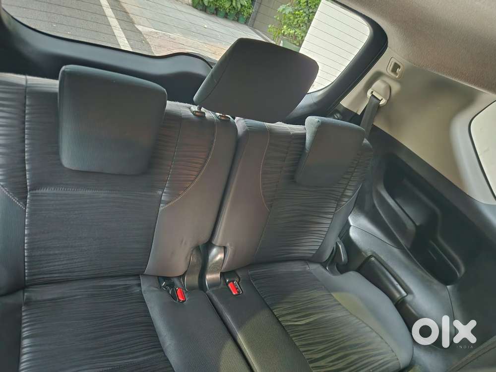 Toyota Innova Crysta 2.4 Vx Mt, 2016, Diesel