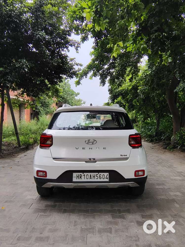 Hyundai Venue 1.0 Sx (o) Turbo Dct, 2019, Petrol