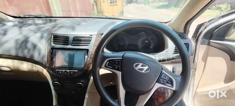Hyundai Verna 2011 Diesel 100000 Km Driven