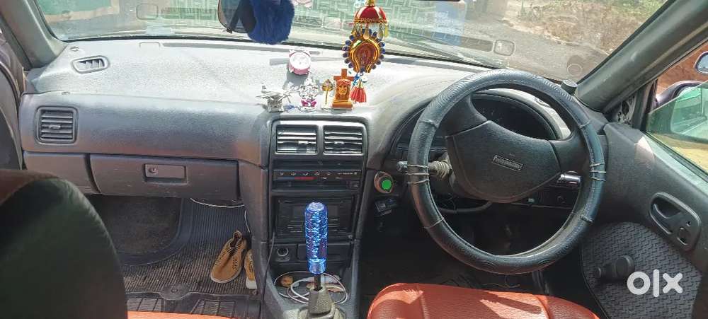 Maruti Suzuki Esteem Petrol 1999