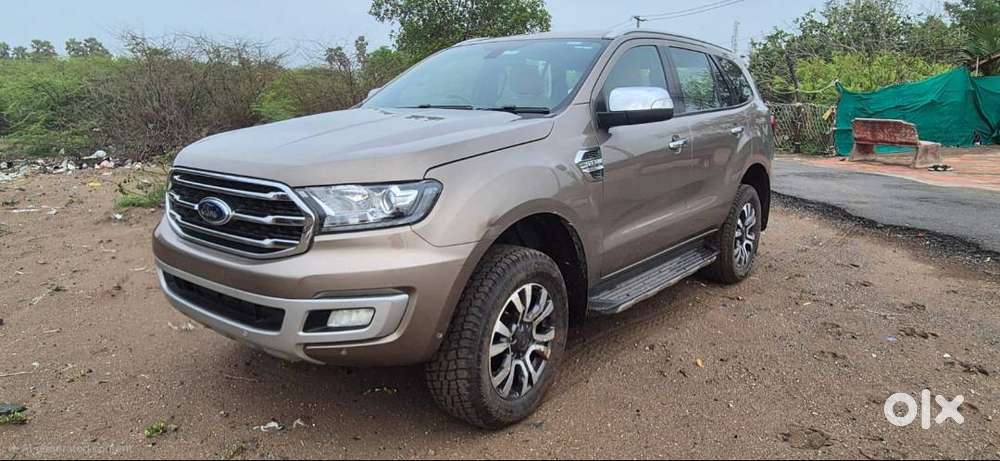 Ford Endeavour 3.2 Titanium Plus 4x4 At