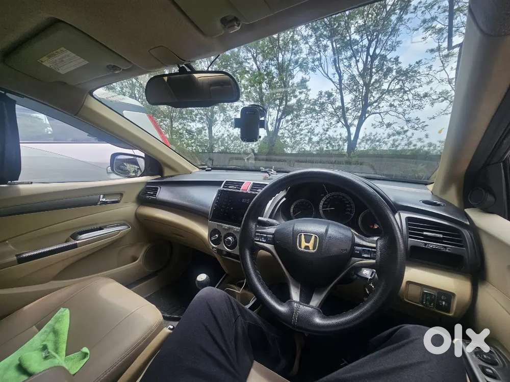 Honda City 1.5 V Petrol 2012