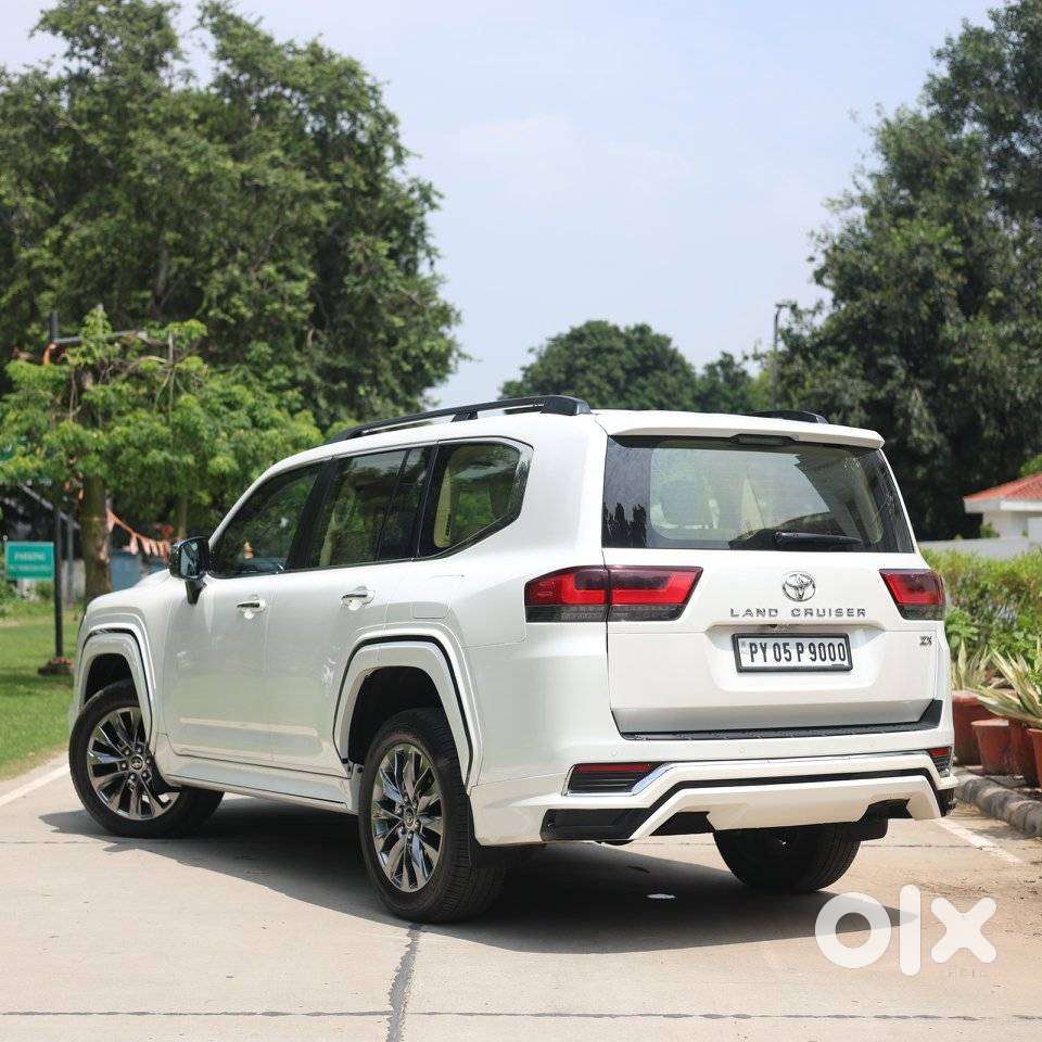 Toyota Land Cruiser 3.3 Zx Diesel, 2023, Diesel