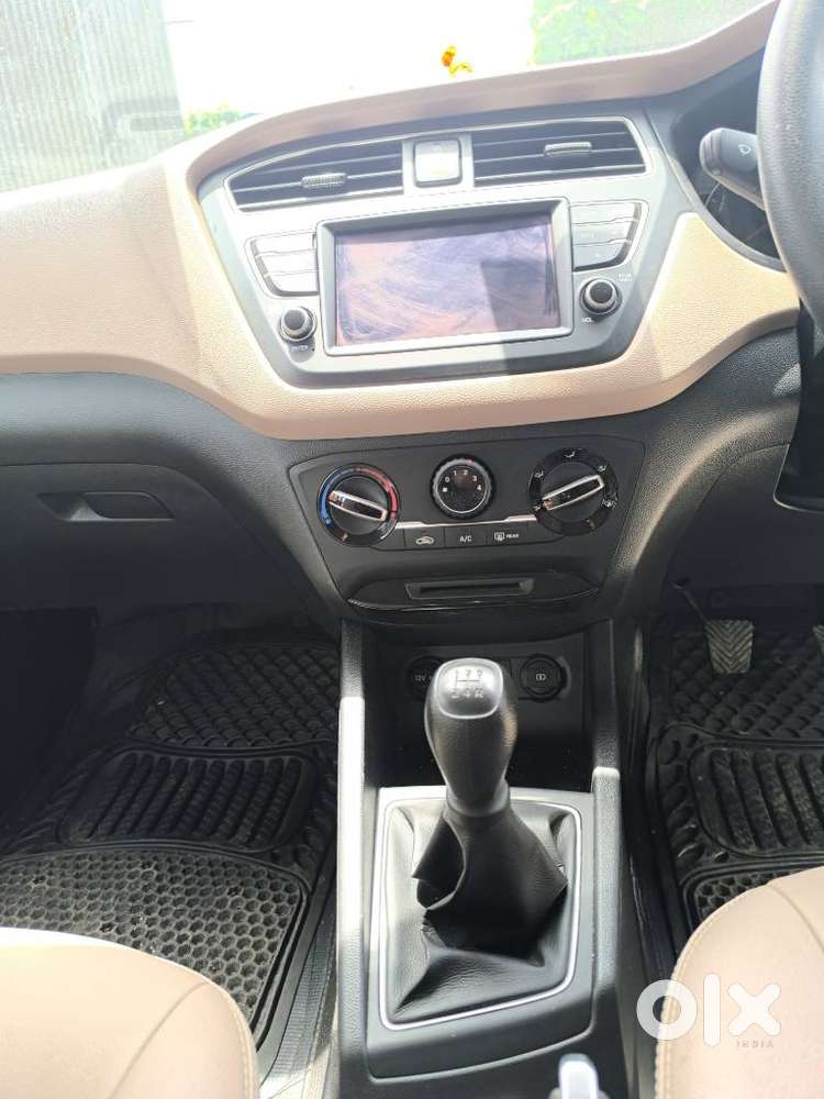 Hyundai I20 Sportz 1.2 Vtvt, 2020, Petrol