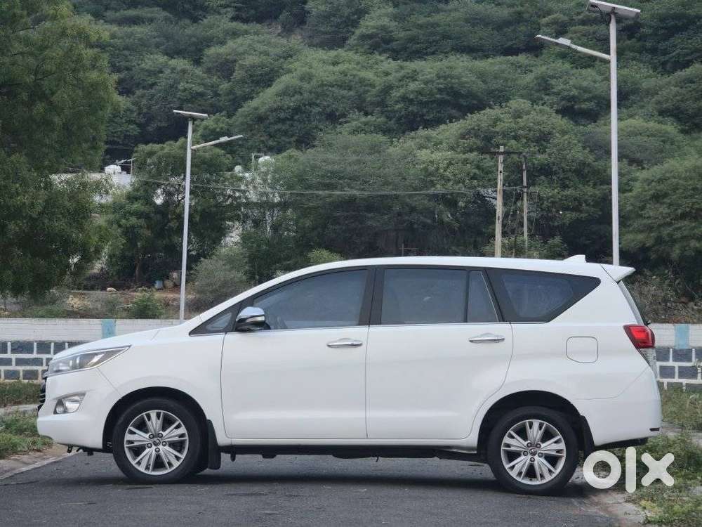 Toyota Innova Crysta 2.4 Z 7 Str, 2016, Diesel