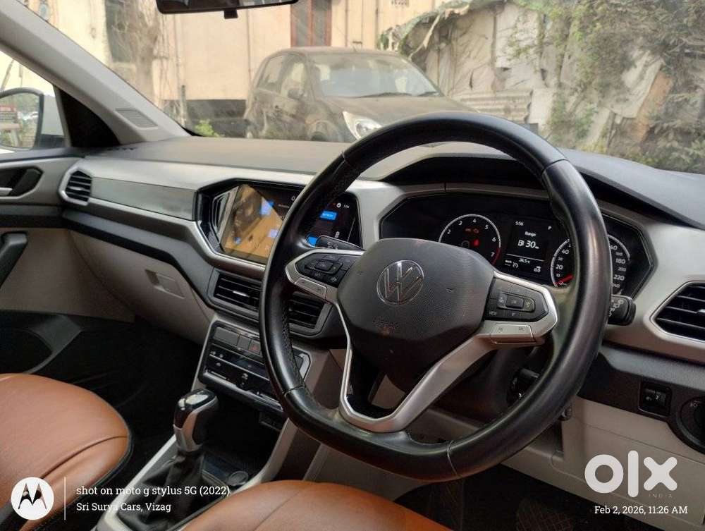 Volkswagen Taigun 1.0 Tsi Highline At, 2022, Petrol