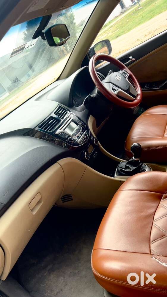 Hyundai Verna Crdi 2012