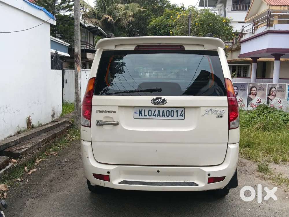 Mahindra Xylo 2010