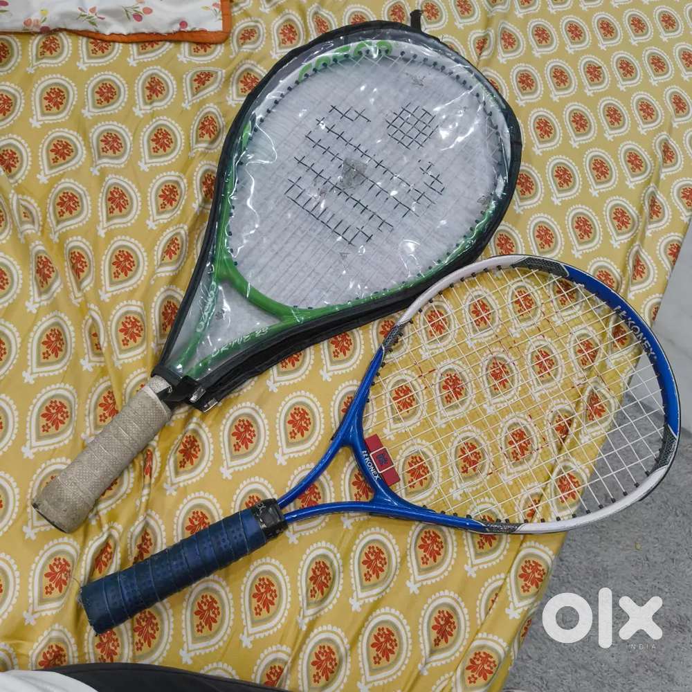 Lawn tennis racquet 20 and 21 inch