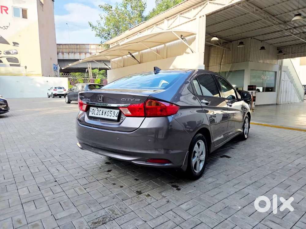 Honda City 1.5 V 4th Gen I-vtec Mt, 2016, Petrol