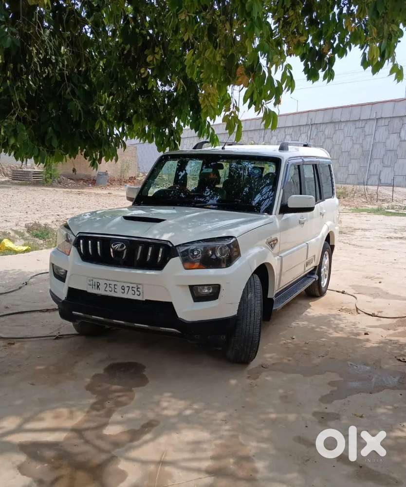 Mahindra Scorpio Classic 2016 Diesel Manual