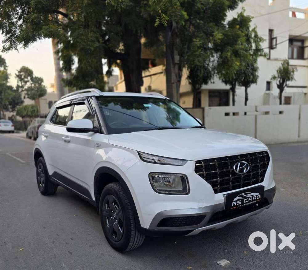 Hyundai Venue S Plus Mt 1.2 Kappa, 2020, Petrol