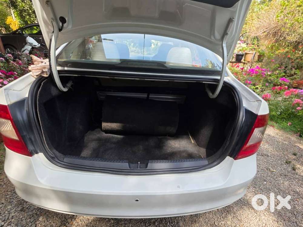 Skoda Rapid 1.6 Tdi Diesel  Single Owner  Good Condition  White