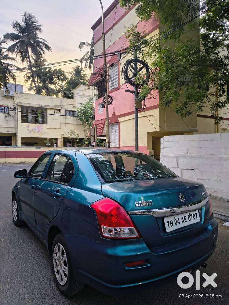 Maruti Suzuki Swift Dzire Vxi, 2009, Petrol
