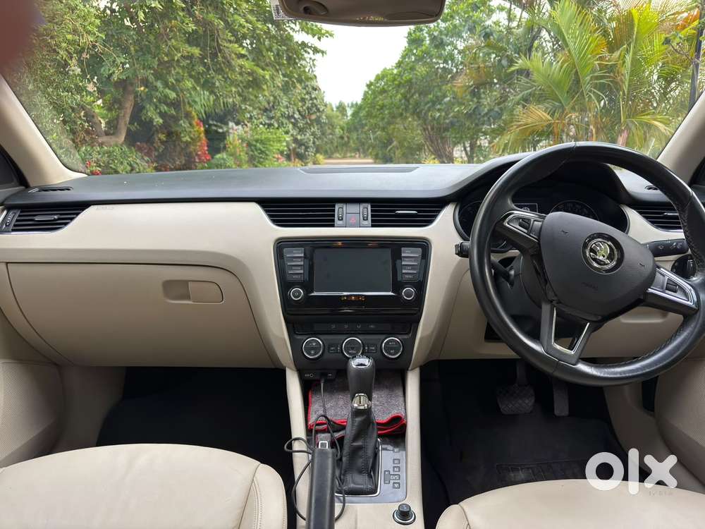 Skoda Octavia 1.8 Tsi Style Plus At, 2016, Petrol